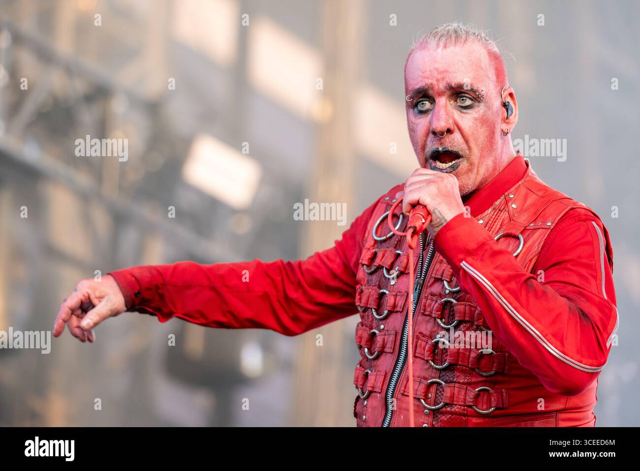 19 juin 2025 : Till Lindemann de Rammstein se produit au festival Hellfest Open Air à Clisson Banque D'Images