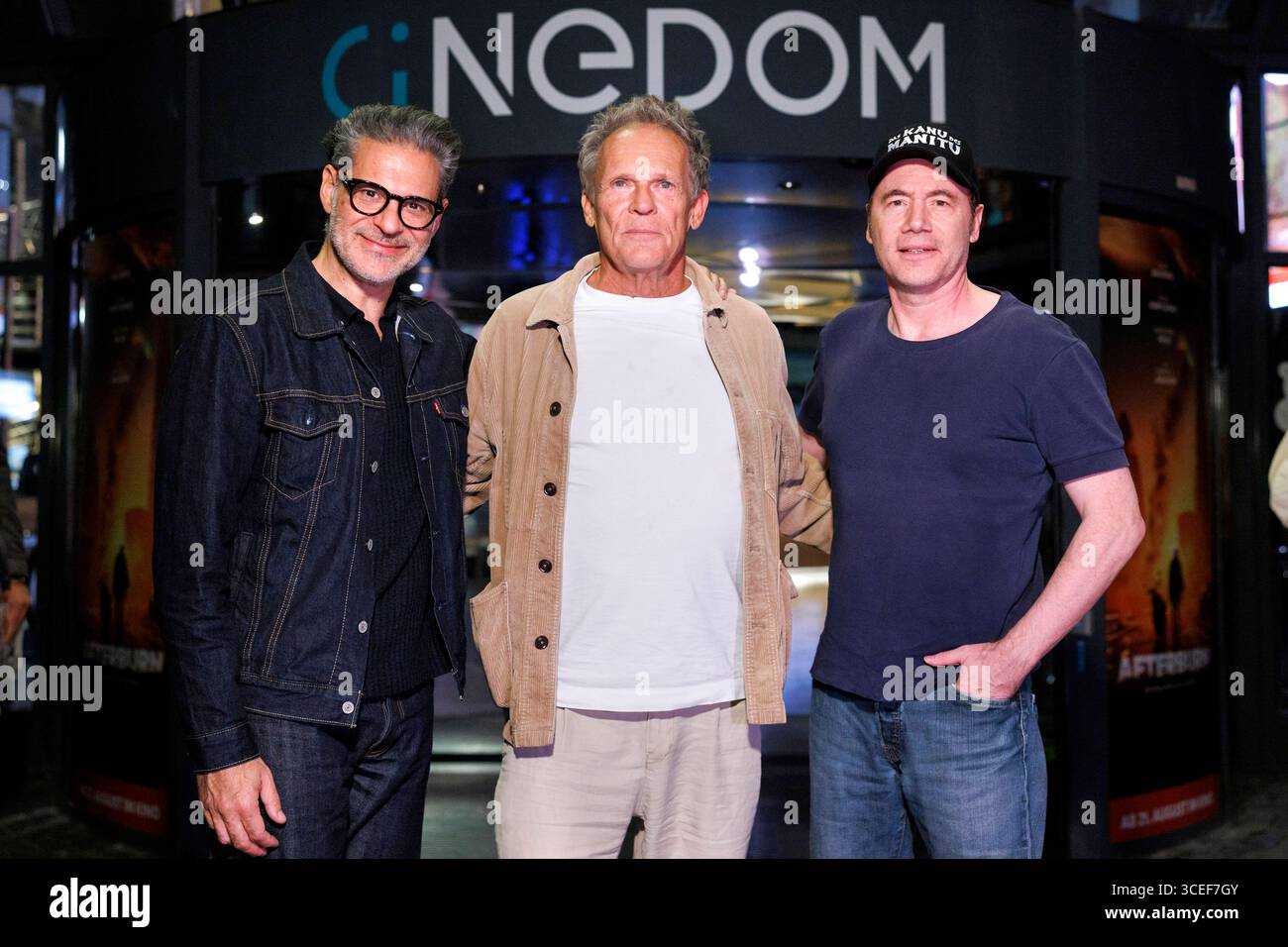 Die Schauspieler Rick Kavanian, Christian Tramitz und Michael Bully Herbig BEI der Kino-Tour zu ihrem neuen film Das Kanu des Manitu im Cinedom. Köln, 17.08.2025 NRW Deutschland *** les acteurs Rick Kavanian, Christian Tramitz et Michael Bully Herbig en tournée cinématographique pour leur nouveau film Das Kanu des Manitu au Cinedom Cologne, 17 08 2025 NRW Allemagne Copyright : xChristophxHardtx Banque D'Images