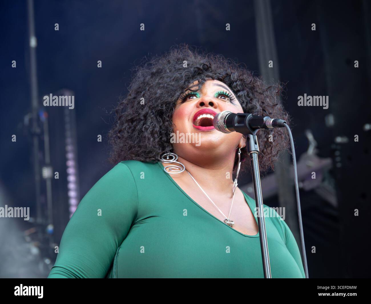 Annika Chambers se produit sur scène au Festival International de Jazz de Montréal, Québec, Canada Banque D'Images