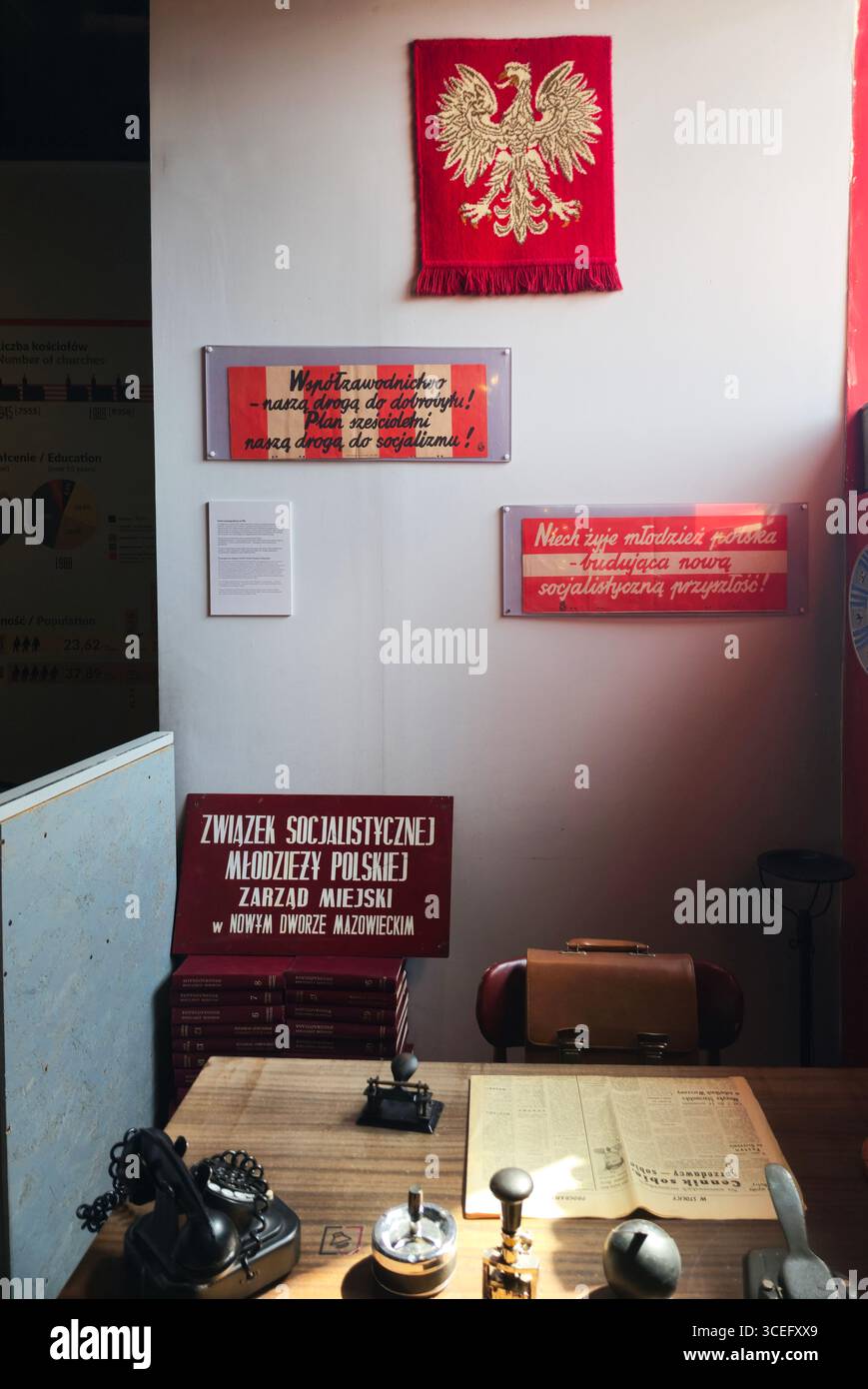 Expositions au Musée de la vie sous le communisme à Varsovie, Pologne. Banque D'Images