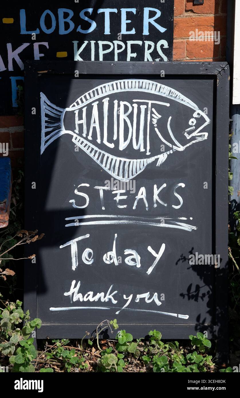 flétan steaks fish sign, burnham market, north norfolk, angleterre Banque D'Images