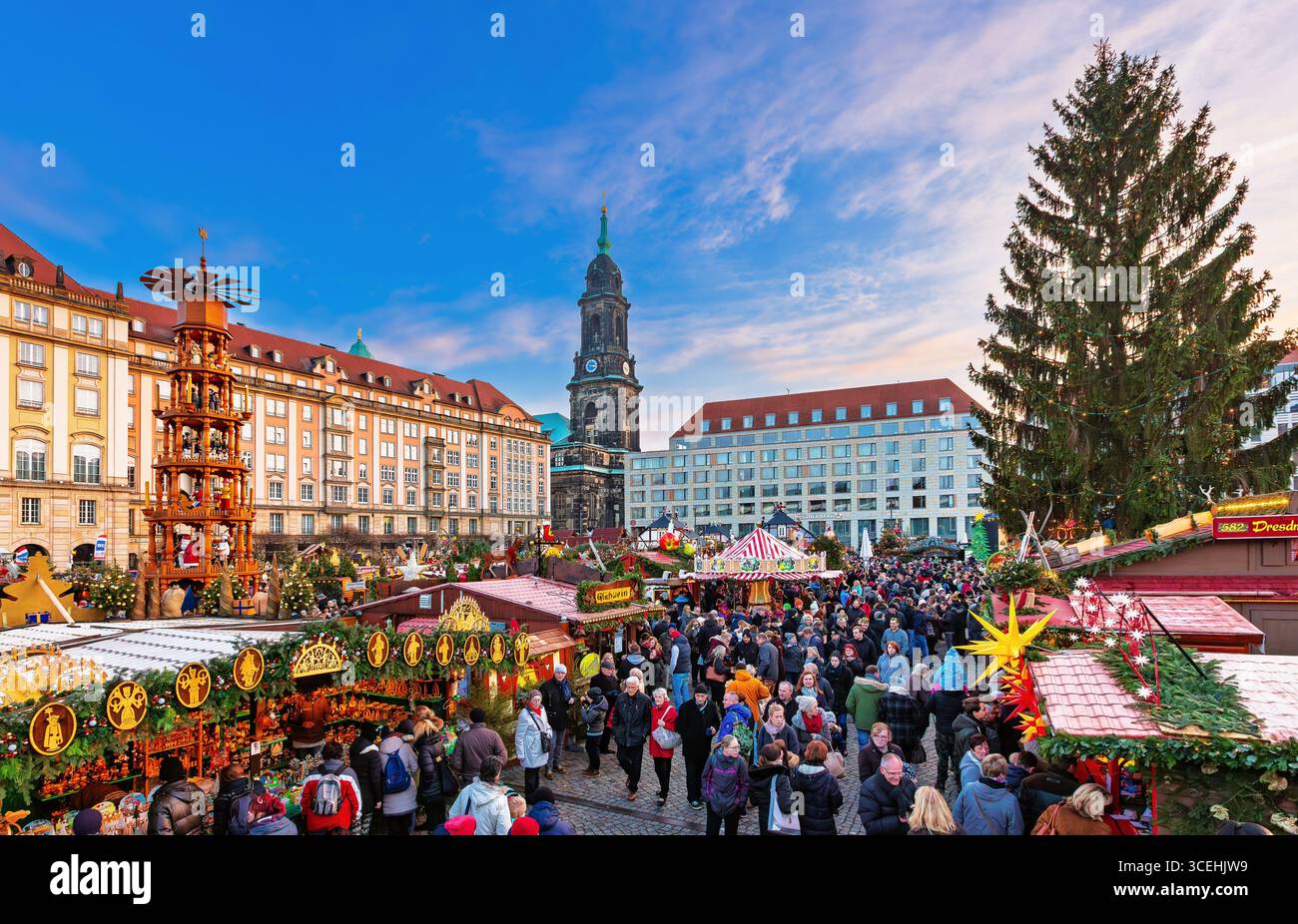Dresde, Allemagne. Marché de Noël dans la vieille ville. Banque D'Images