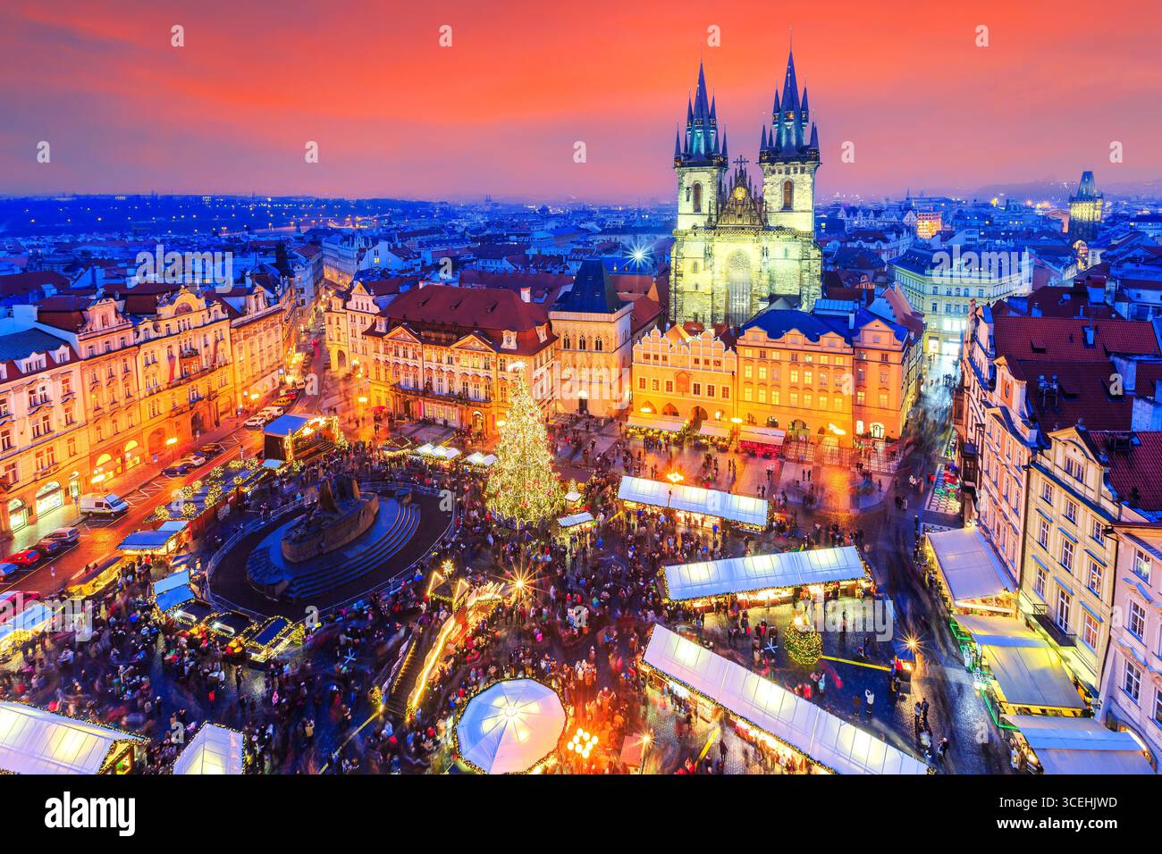 Prague, République tchèque. Repubilc Marché de Noël à la place de la vieille ville. Banque D'Images