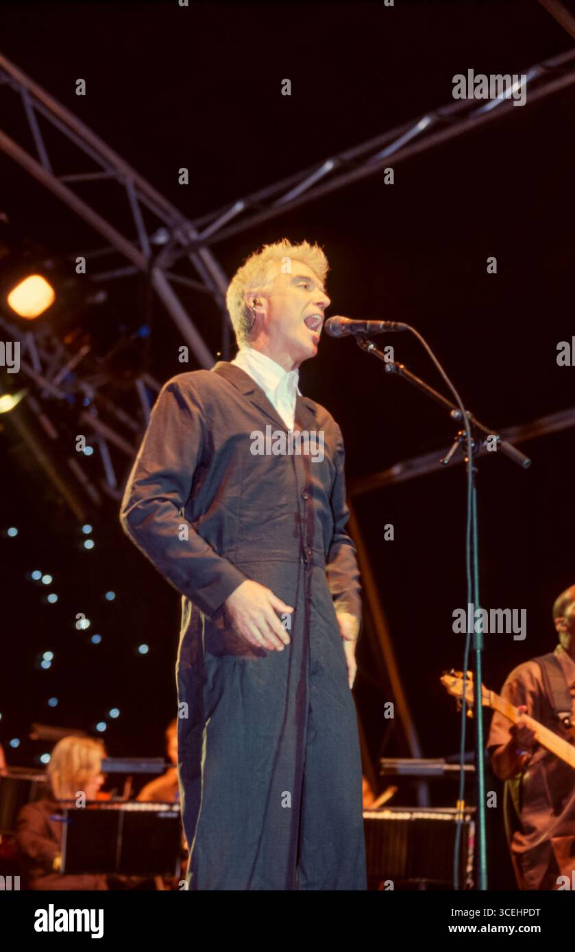 David byrne singer Banque de photographies et d’images à haute ...