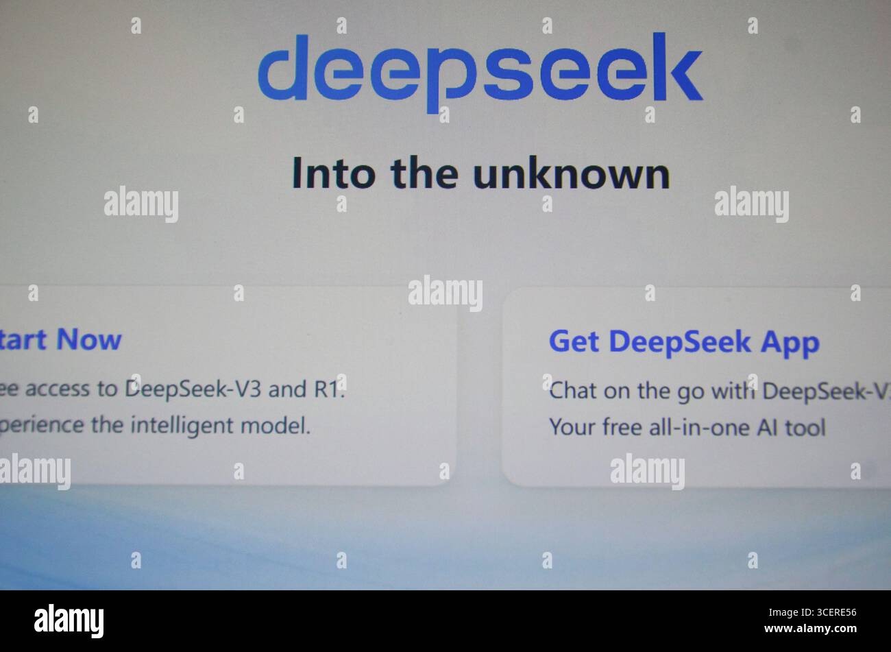 Jiangmen, Guangdong, China.March 16,2025.les Chinois utilisent la plate-forme DeepSeek ai sur l'ordinateur.la plate-forme DeepSeek ai est l'une des technologies Artific de pointe Banque D'Images Jiangmen, Guangdong, China.March 16,2025.les Chinois utilisent la plate-forme DeepSeek ai sur l'ordinateur.la plate-forme DeepSeek ai est l'une des technologies Artific de pointe Banque D'Images