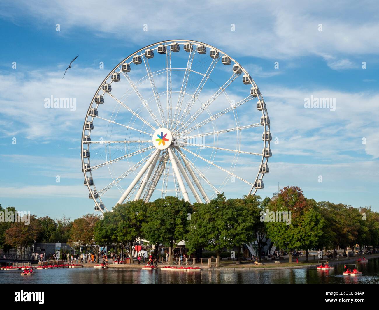 La grande roue dans le vieux Montréal, Québec, Canada Banque D'Images