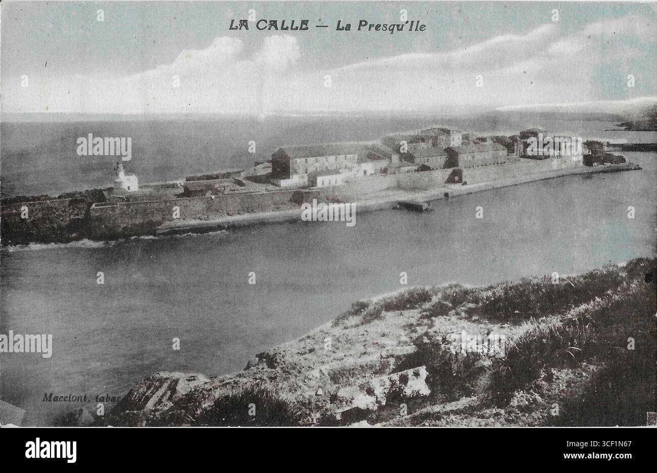 Cette image de 1932 montre Île de la Calle, également connu sous le nom d'El Kala, une zone côtière en Algérie. Banque D'Images
