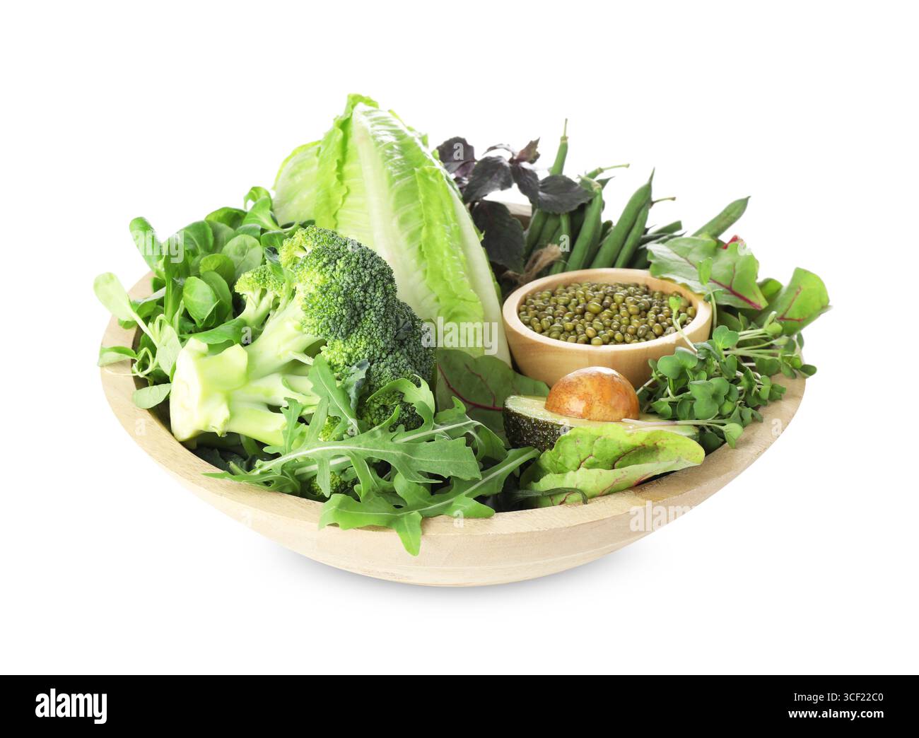 Super nourriture. Produits alimentaires sains dans un bol isolé sur blanc Banque D'Images