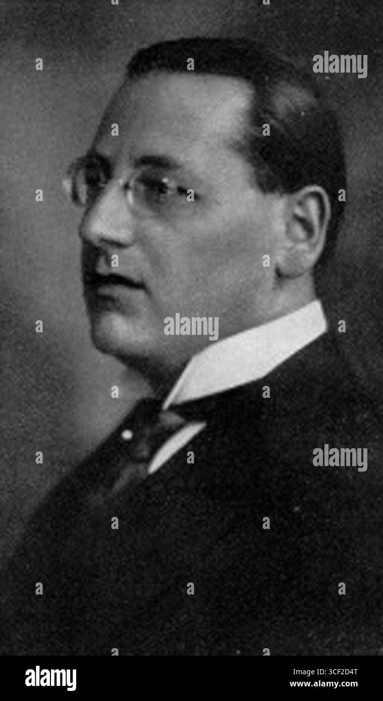 Photographie de Hermann Güntert, prise avant le 23 avril 1948. Güntert est une figure notable dans la période d'après-guerre. Banque D'Images