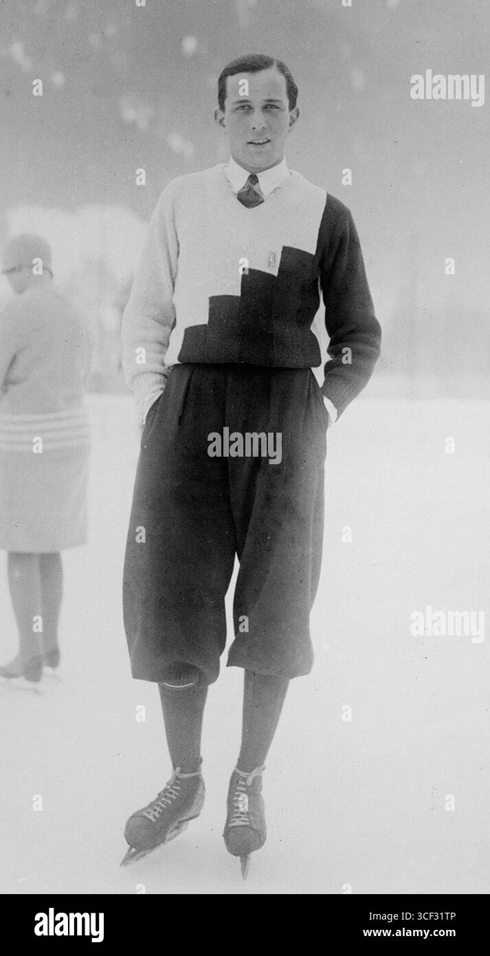 Charles Thaon, champion de France de patinage de vitesse, est photographié le 22 janvier 1929 à Chamonix. Thaon a été un détenteur du record de France dans l'épreuve du 500 mètres. Banque D'Images