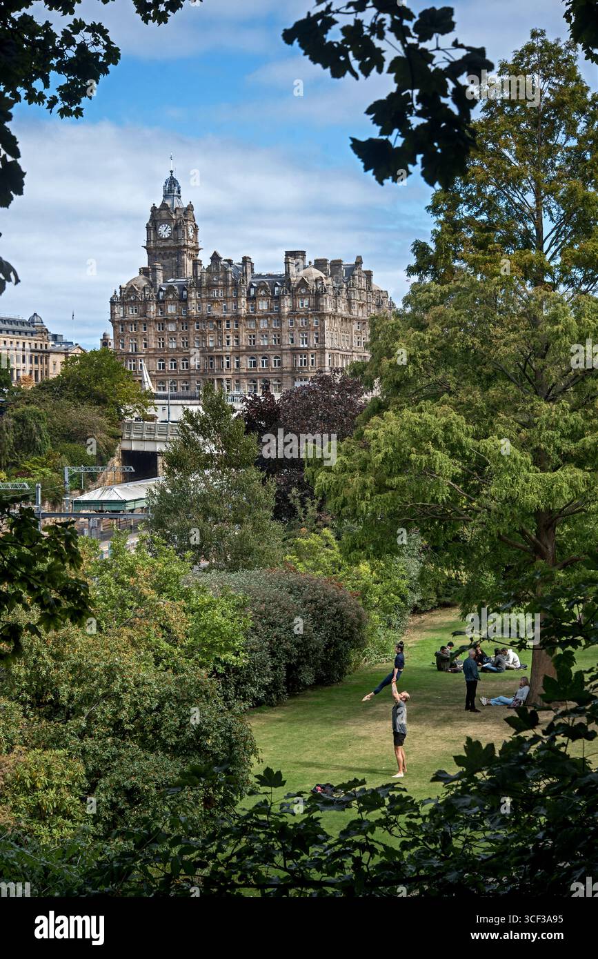 Balmoral Hotel de Princes Street Gardens, Édimbourg, Écosse, Royaume-Uni. Banque D'Images Balmoral Hotel de Princes Street Gardens, Édimbourg, Écosse, Royaume-Uni. Banque D'Images