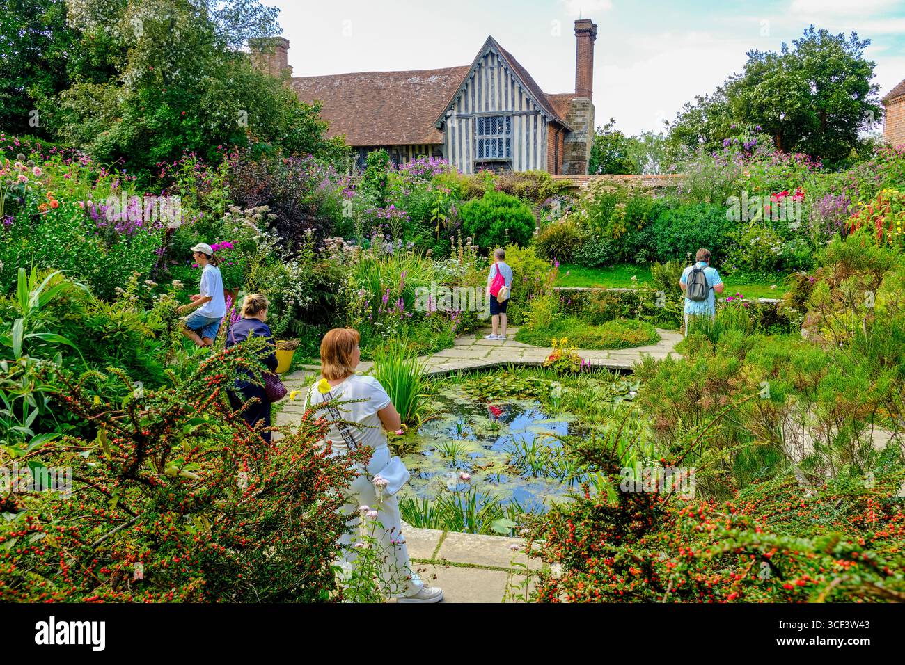 Le jardin encastré à Great Dixter, East Sussex, Royaume-Uni Banque D'Images