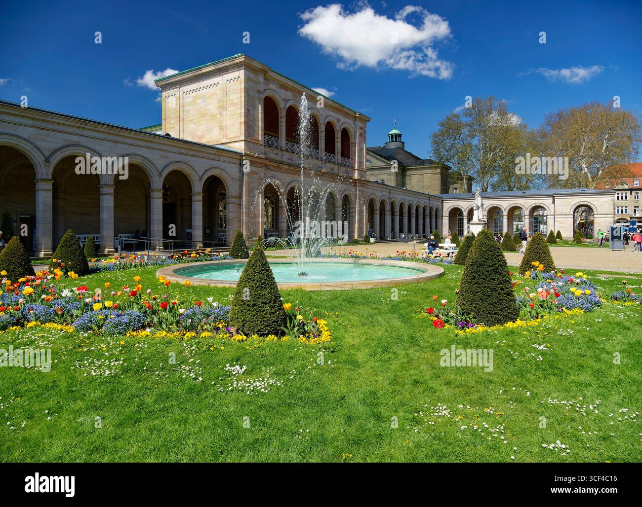 Bâtiment d'arcade dans le bain d'état Bad Kissingen, basse-Franconie, Franconie, Bavière, Allemagne Banque D'Images