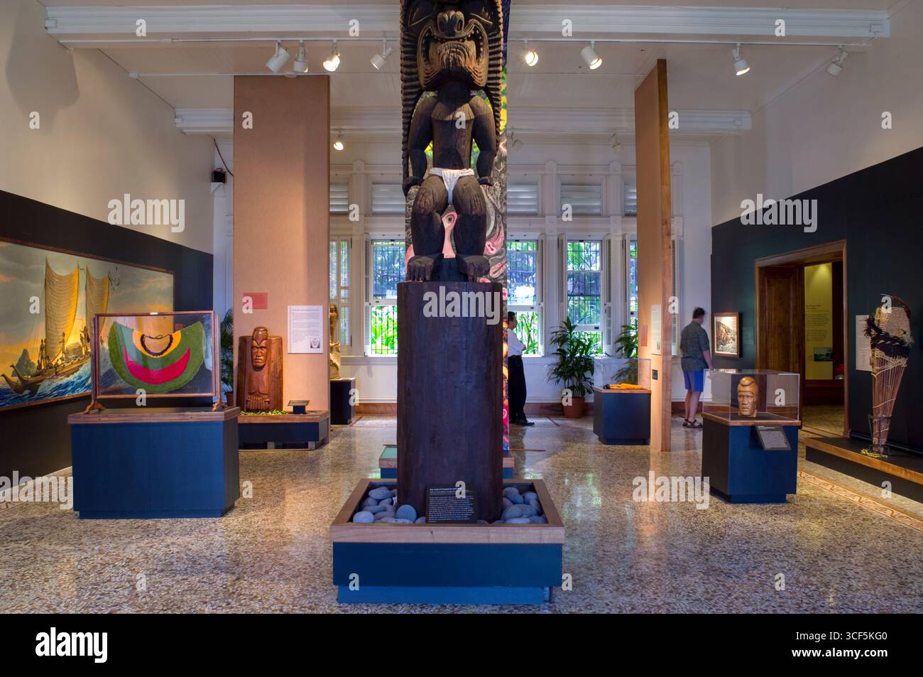 Construit de 1898 à 1903, l'hawaiien Hall a été le premier évêque officiel bâtiment du musée. Le premier ministre du musée des beaux-arts avec afficheur intégré les cas de priz Banque D'Images