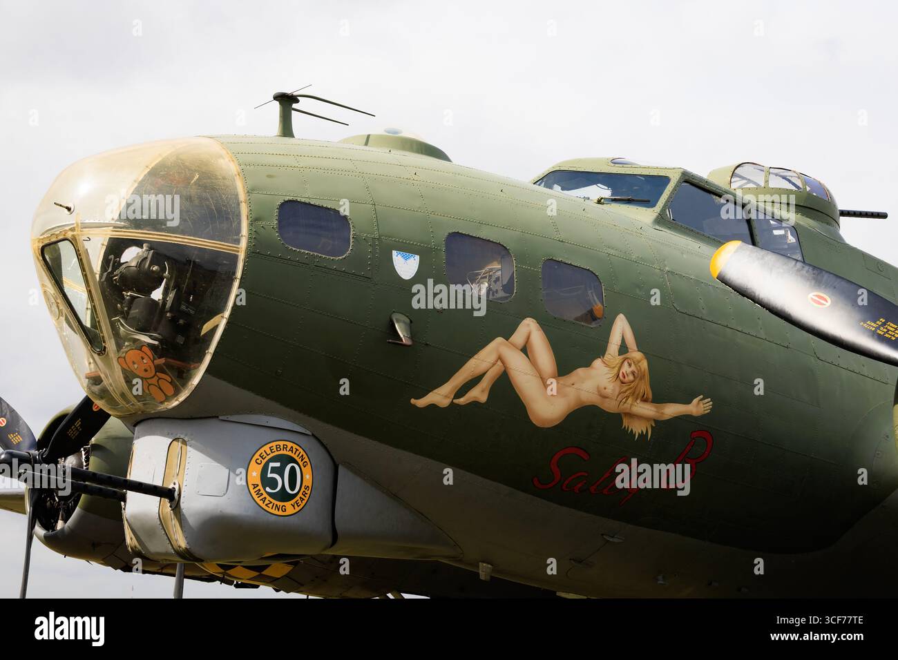 Sally B Nose art détail sur la seconde Guerre mondiale, bombardier lourd américain, Boeing B17G, Sally B, au spectacle aérien de la RAF Syerston, août 25 Banque D'Images