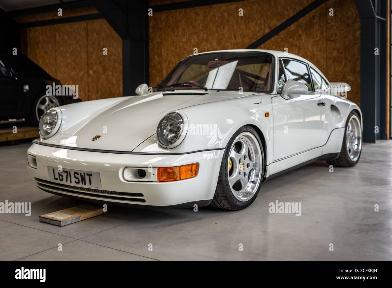 Porsche 964 Turbo S 1993, exposée au Megaphonics 2025. Banque D'Images