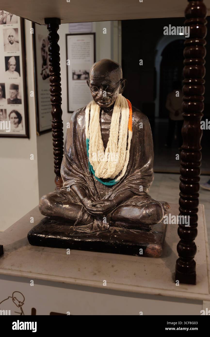 Sculpture de Gandhi au National Gandhi Museum, Delhi Banque D'Images