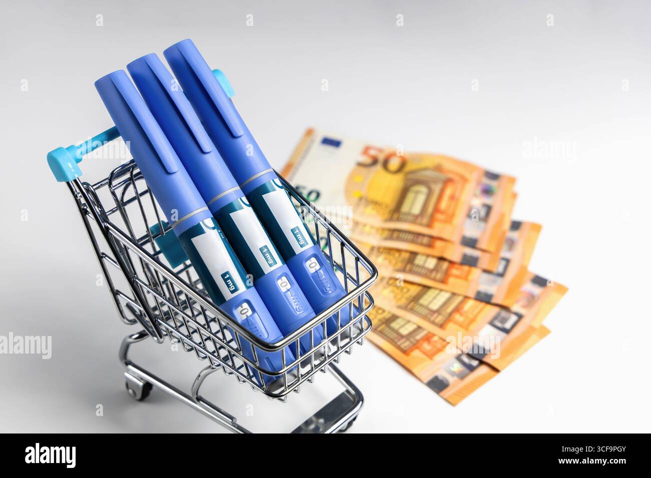 Ozempic pour la perte de poids dans le panier. Photo de haute qualité Banque D'Images