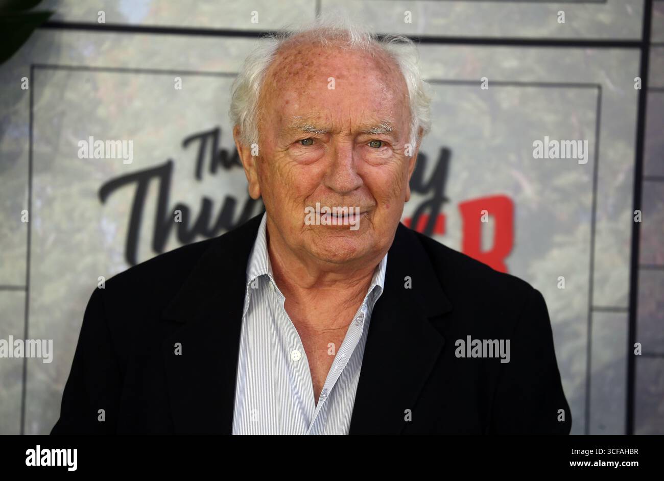 Londres, Royaume-Uni. 21 août 2025. Paul Freeman assiste à l'avant-première britannique de « The Thursday Murder Club » au Leicester Square Gardens. Crédit : SOPA images Limited/Alamy Live News Banque D'Images
