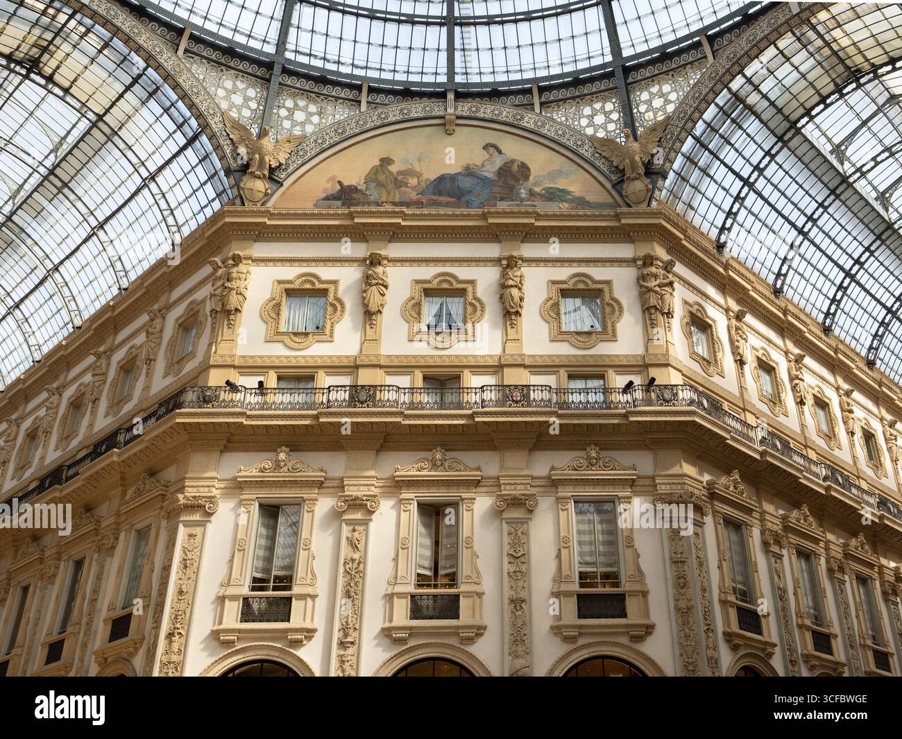 Galleria Vittorio Emanuele II, élégant centre commercial à Milan, Italie Banque D'Images