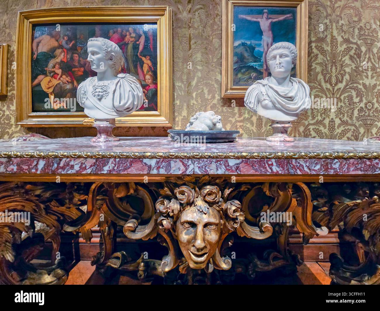 Expositions impressionnantes à l'exposition du palais Doria Pamphilj. Rome, Italie Banque D'Images