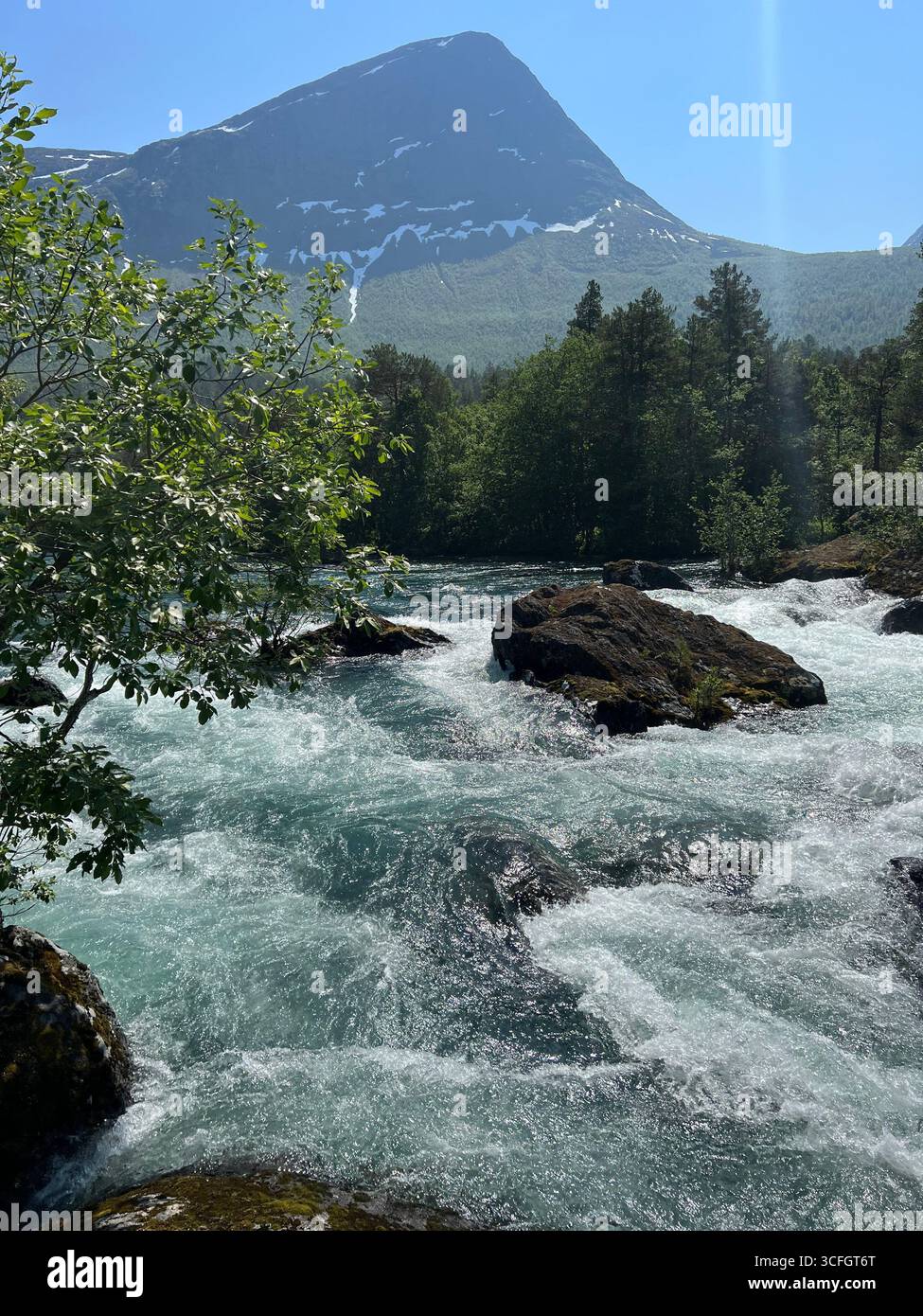 Rivière Norvège de trollstigen - Image de stock capturée avec un smartphone