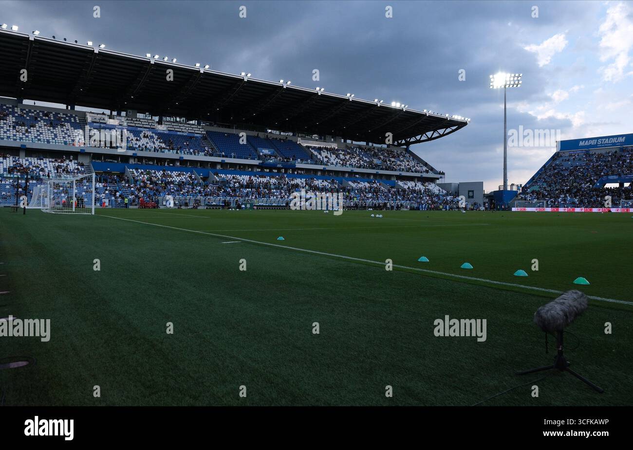 Reggio Emilia, Italie. 23 août 2025. Atmosfere au stade Mapei avant le match de football entre l'US Sassuolo Calcio et la SSC Napoli, MD1 du championnat italien de football Serie A Enilive 2025/2026 au stade Mapei le 23 août 2025, Reggio Emilia, Italie. Crédit : Roberto Tommasini/Alamy Live News Banque D'Images