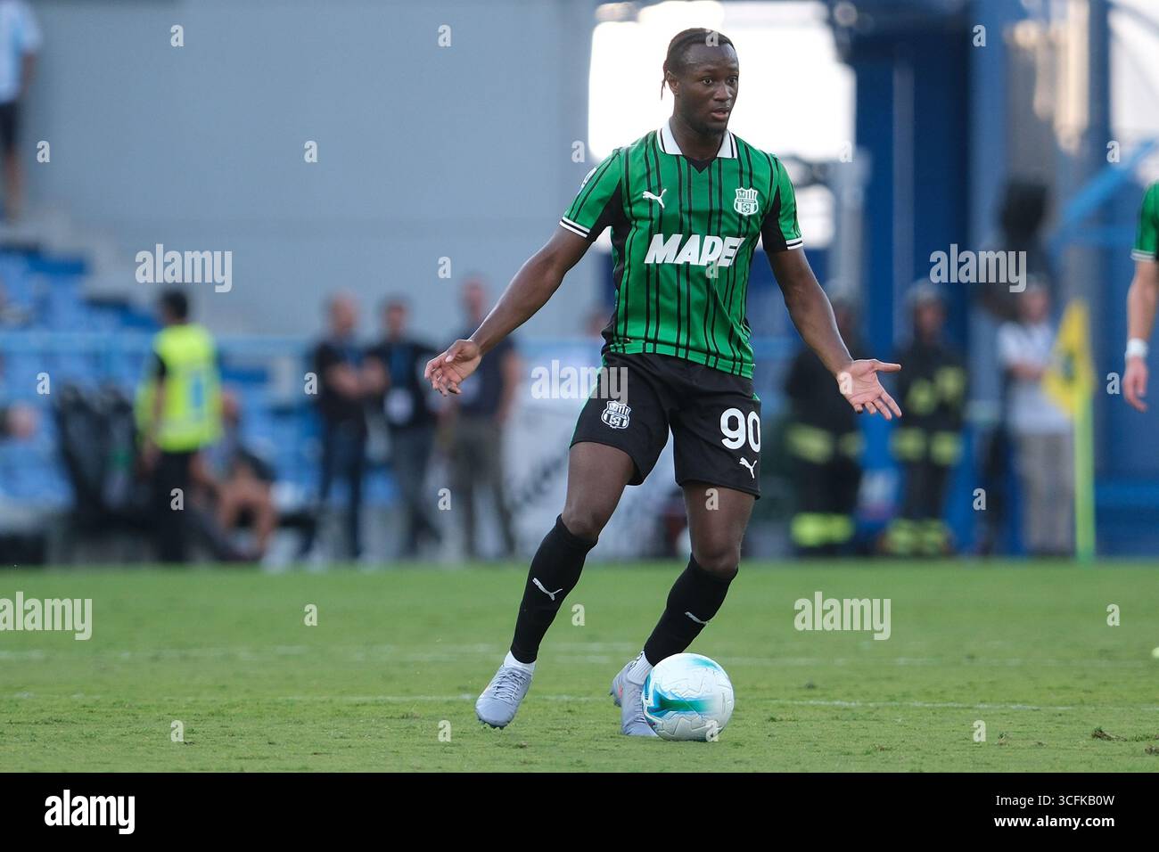 Reggio Emilia, Italie. 23 août 2025. Ismael Kone de l'US Sassuolo Calcio lors du match de football entre l'US Sassuolo Calcio et la SSC Napoli, MD1 du championnat italien de football Serie A Enilive 2025/2026 au Mapei Stadium le 23 août 2025, Reggio Emilia, Italie. Crédit : Roberto Tommasini/Alamy Live News Banque D'Images