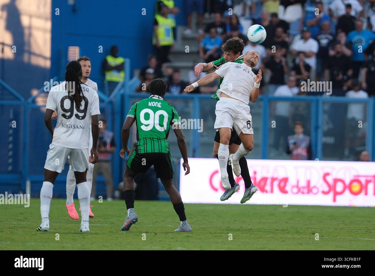 Reggio Emilia, Italie. 23 août 2025. Stanislav Lobotka de SSC Napoli lors du match de football entre l'US Sassuolo Calcio et SSC Napoli, MD1 de Serie A Enilive championnat d'Italie de football 2025/2026 au Mapei Stadium le 23 août 2025, Reggio Emilia, Italie. Crédit : Roberto Tommasini/Alamy Live News Banque D'Images