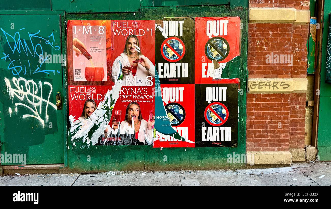 Affiches de Hell's Kitchen Street - Image de stock capturée avec un smartphone