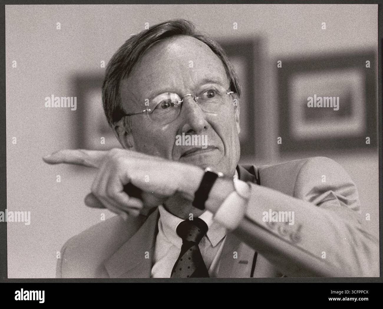 Portrait des SPD-Politikers Franz-Josef Antwerpes (* 27.11.1934) - Antwerpes War von 1970 bis 1978 Mitglied im Landtag Nordrhein-Westfalen und danach von 1978 bis 1999 Regierungspräsident des Regierungsbezirkes Köln - Foto vom 09.10.1996 Banque D'Images