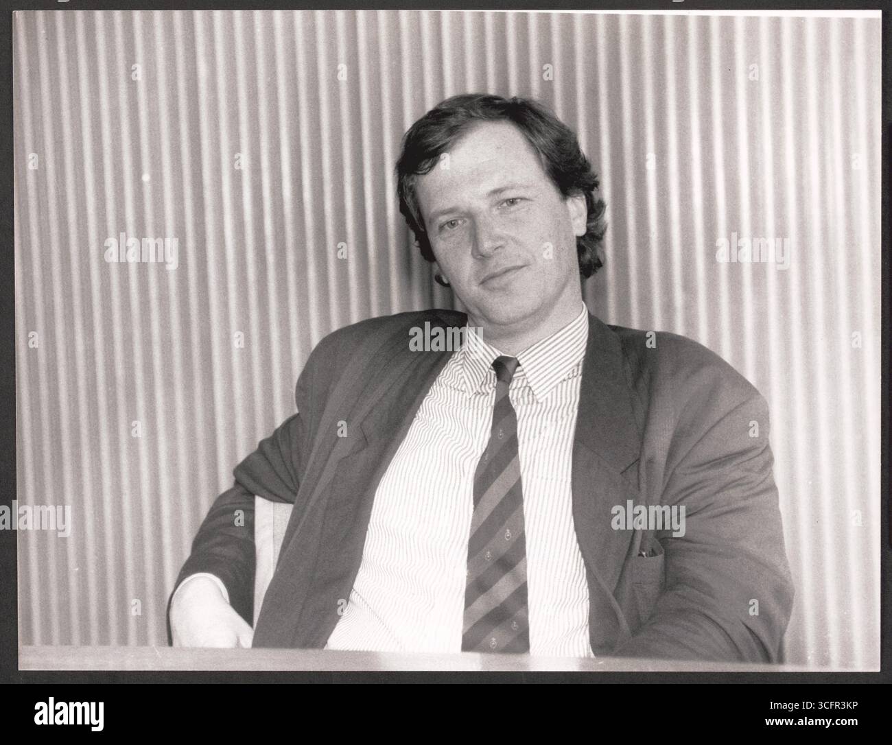 Portrait des diplomingenieurs und SPD-Politikers Christoph Blume (*01.06.1952 / +06.10.2013) - Blume War u.a. Baudezernent in Bielefeld (ab 1985) und Köln (1990 - 1996), fungierte ab 1996 als Stadtdirektor in Geschäftsführer und wurde 2001 einer der Düsseldorfer des Düsseldorf Flughafens und dort im Jahr 2006 Sprecher der Geschäftsführung. - Foto vom 23.05.1990 Banque D'Images