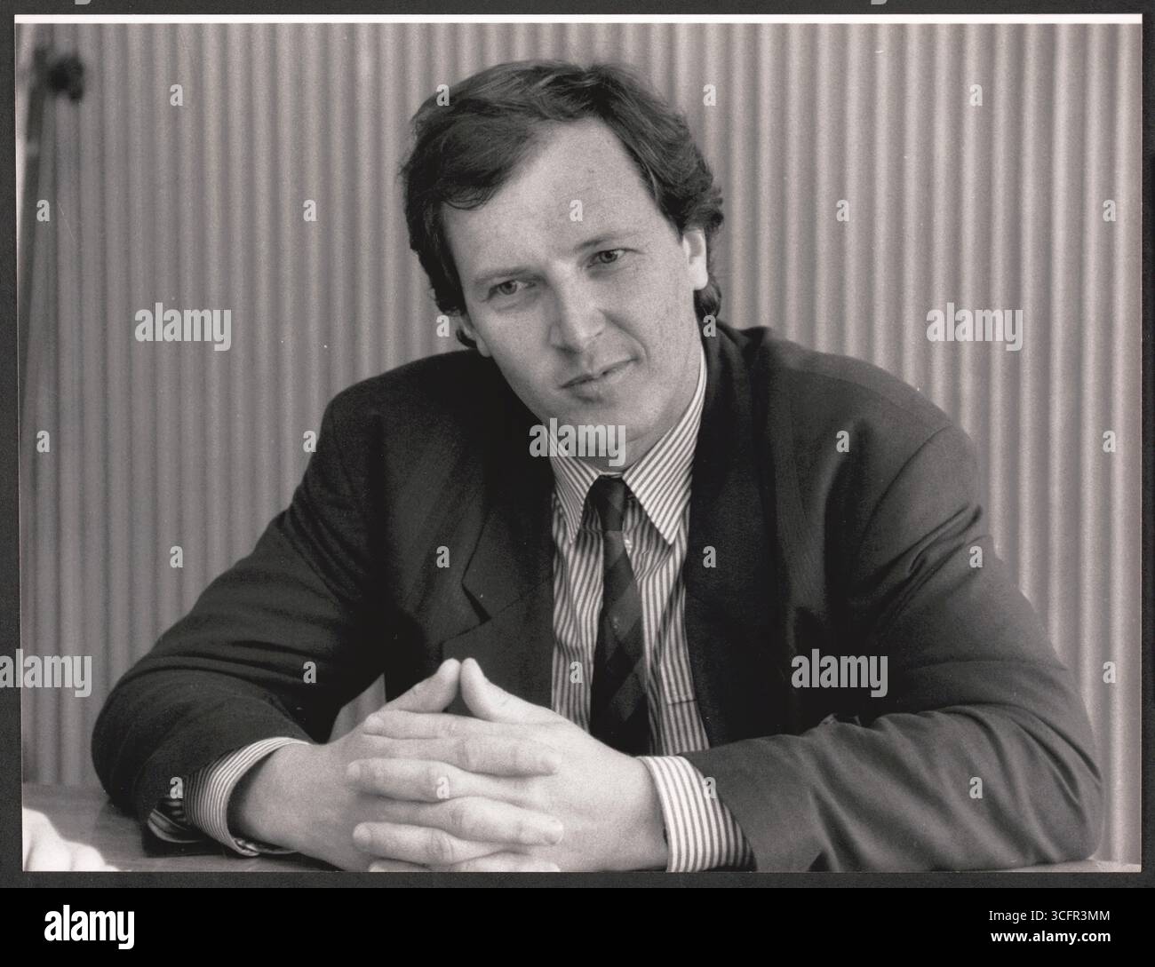 Portrait des diplomingenieurs und SPD-Politikers Christoph Blume (*01.06.1952 / +06.10.2013) - Blume War u.a. Baudezernent in Bielefeld (ab 1985) und Köln (1990 - 1996), fungierte ab 1996 als Stadtdirektor in Geschäftsführer und wurde 2001 einer der Düsseldorfer des Düsseldorf Flughafens und dort im Jahr 2006 Sprecher der Geschäftsführung. - Foto vom 23.05.1990 Banque D'Images