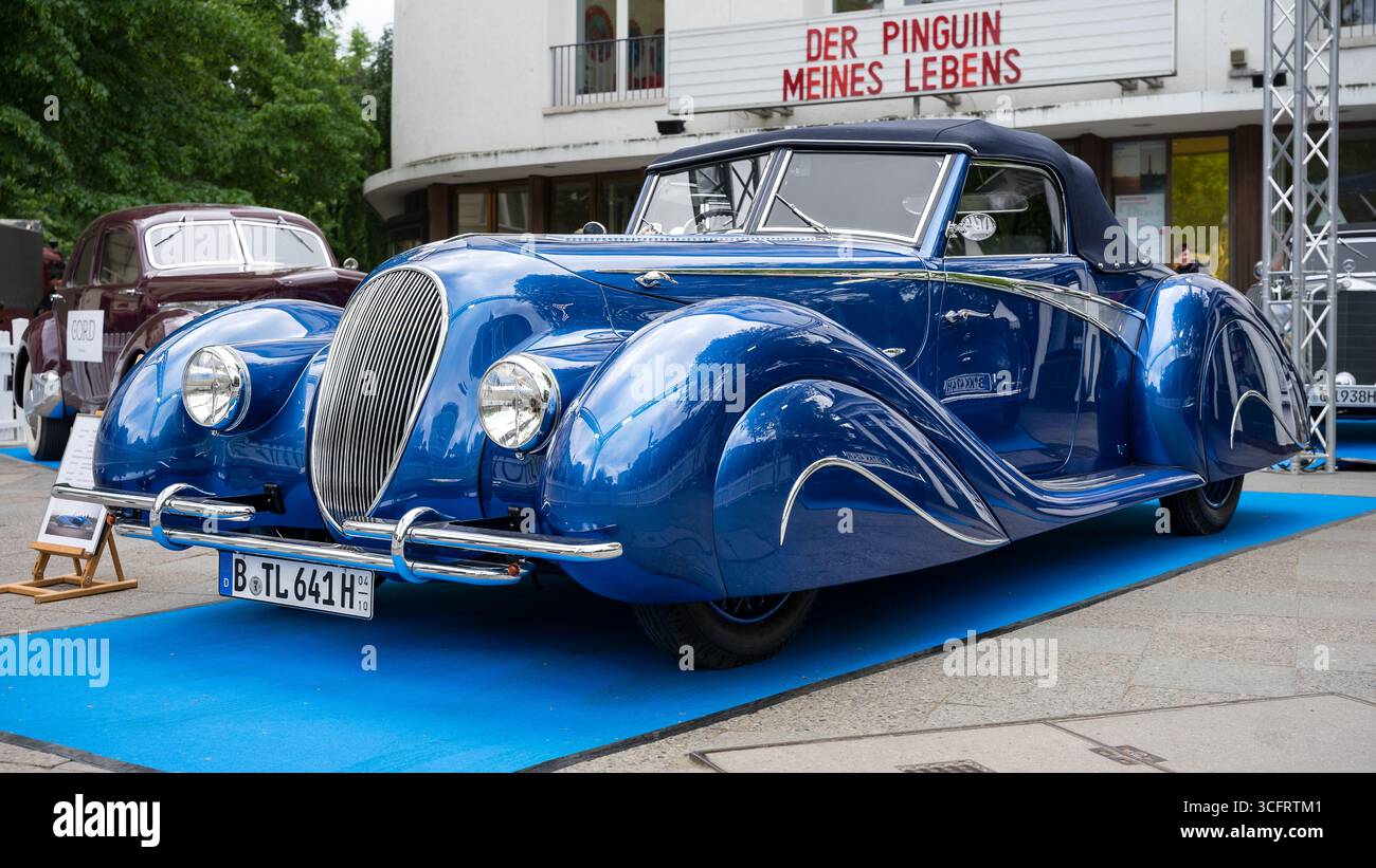 BERLIN - 10 MAI 2025 : la voiture de course du Grand prix Talbot-Lago T23, 1941. Classic Days Berlin. Banque D'Images