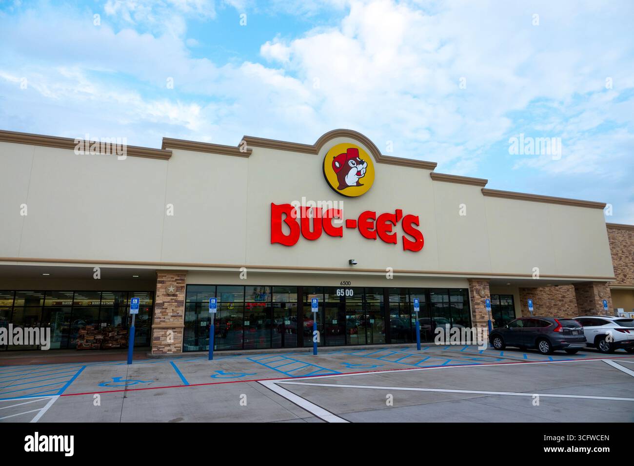 USA Buc-ees station essence restaurant magasin centre de voyage. Celui-ci près de Harrisonburg Virginie sur la I-81 Banque D'Images