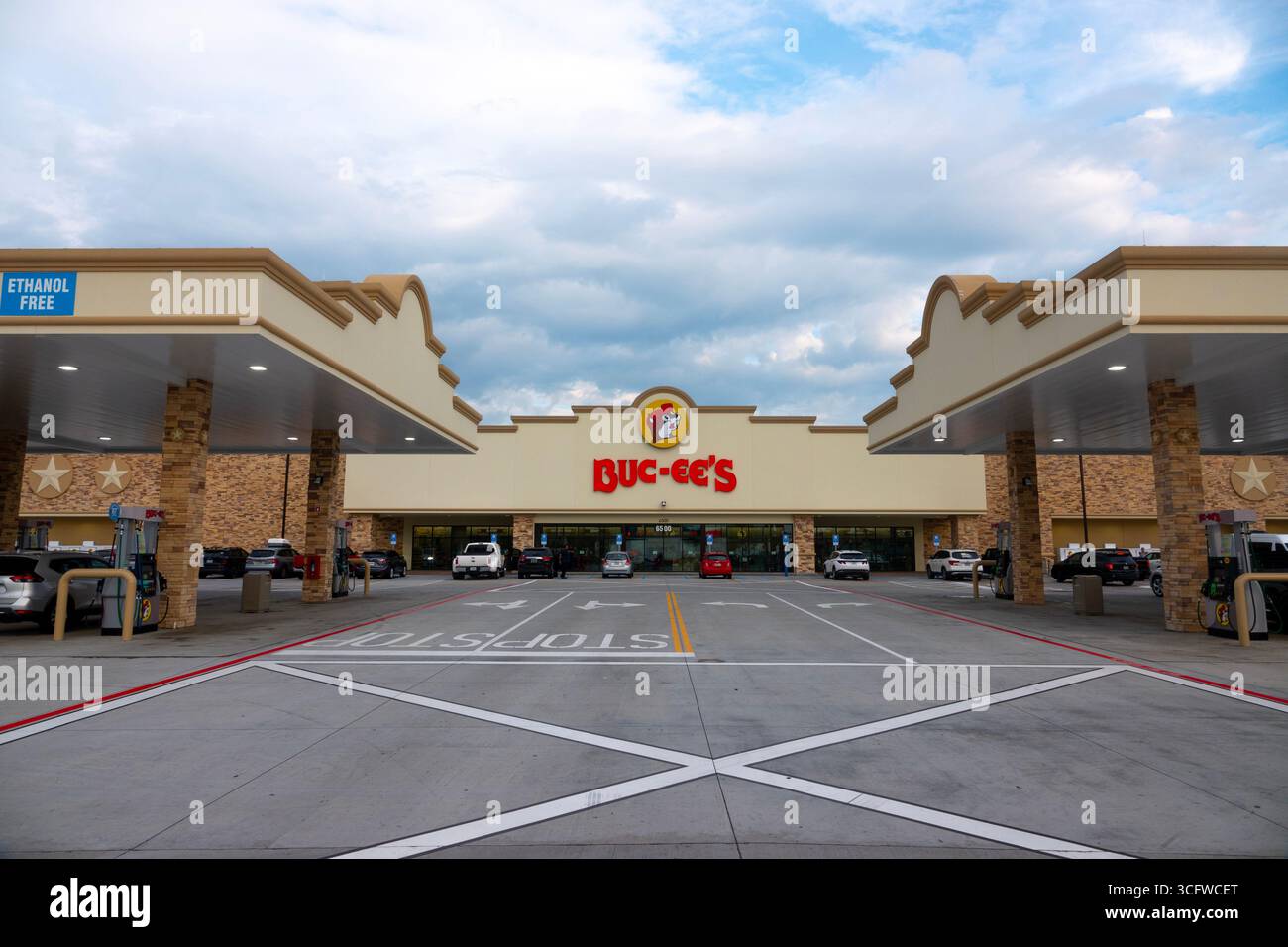 USA Buc-ees station essence restaurant magasin centre de voyage. Celui-ci près de Harrisonburg Virginie sur la I-81 Banque D'Images