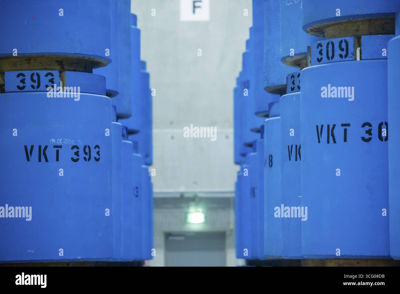 Le centre de recherche de Dresde-Rossendorf invitait les visiteurs à découvrir la science et la recherche de près et à parler aux chercheurs. Au cours de nombreux guidés Banque D'Images Le centre de recherche de Dresde-Rossendorf invitait les visiteurs à découvrir la science et la recherche de près et à parler aux chercheurs. Au cours de nombreux guidés Banque D'Images