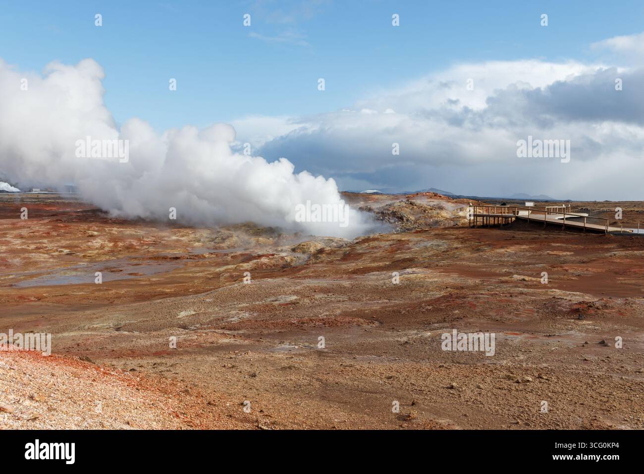 Situé sur les deux rampes de Gunnuhver, Islande et se trouve au cœur du géoparc mondial UNESCO de Reykjanes. Banque D'Images