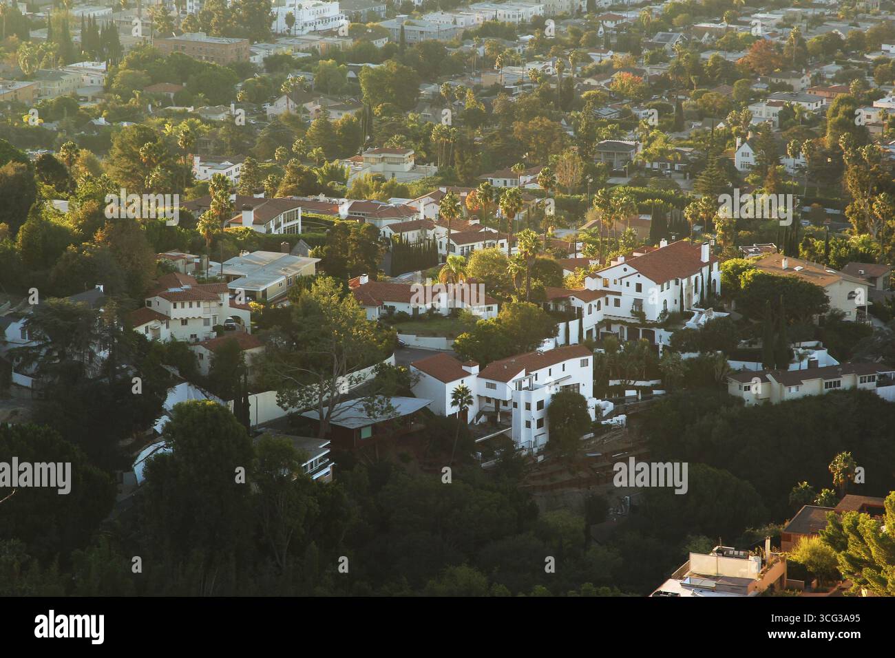 Grandes maisons à Los Angeles - vue depuis le parc Griffith Banque D'Images Grandes maisons à Los Angeles - vue depuis le parc Griffith Banque D'Images
