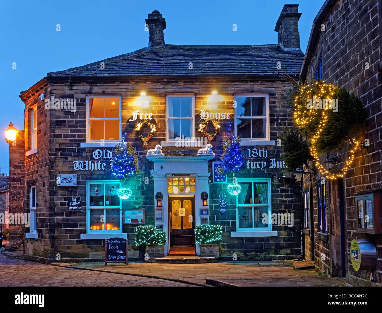 Royaume-Uni, West Yorkshire, Haworth, West Lane, The Old White Lion Hotel. Banque D'Images