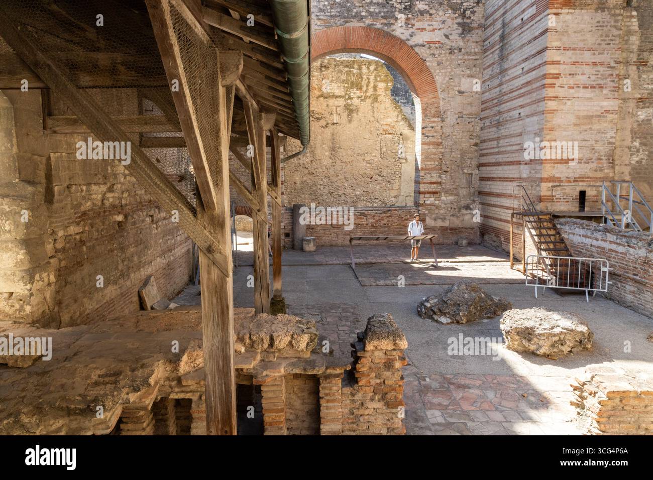 Les thermes Constantin du IVe siècle après JC à Arles Banque D'Images