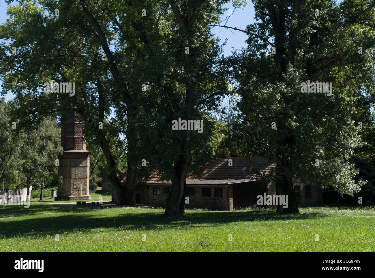 Litomerice, Tchéquie - 12 août 2025 : les camps de Richards étaient des camps satellites de Flossenburg et il y avait environ 18000 détenus. Le crématorium était maintai Banque D'Images