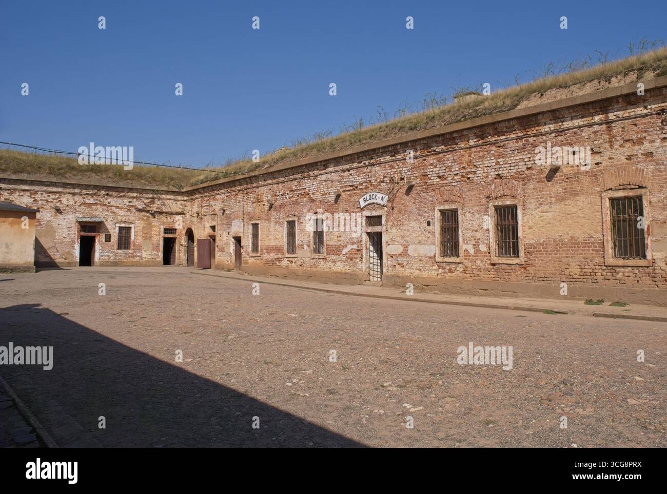 Terezin, Tchéquie - 13 août 2025 : Terezin, ou Theresienstadt, camp de concentration. Sur les plus de 140 000 Juifs qui y sont arrivés, environ 33 000 sont morts dans le Banque D'Images