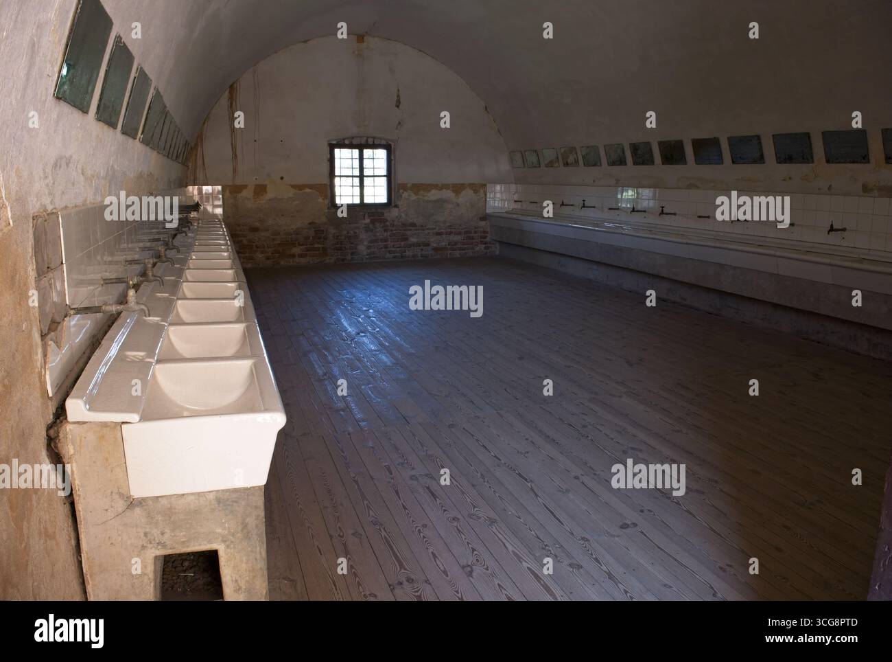 Terezin, Tchéquie - 13 août 2025 : Terezin, ou Theresienstadt, camp de concentration. Sur les plus de 140 000 Juifs qui y sont arrivés, environ 33 000 sont morts dans le Banque D'Images