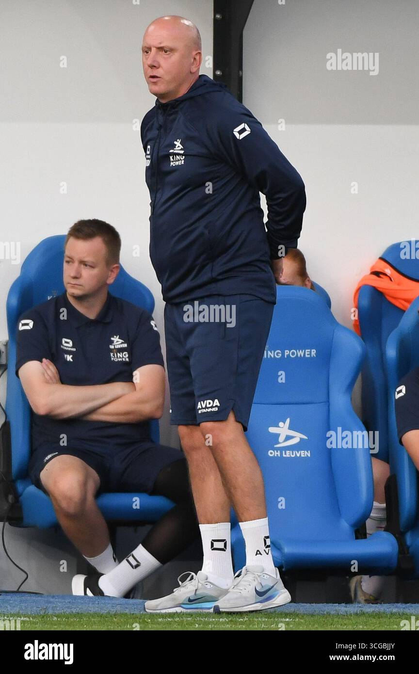 Leuven, Belgique. 27 août 2025. Arno Van Den Abbeel, entraîneur-chef de Louvain, photographié lors d'un match de football entre Oud-Heverlee Louvain Women et le SFK 2000 Sarajevo de Bosnie-Herzégovine, mercredi 27 août 2025 à Louvain, le premier match du tournoi de qualification pour la compétition de l'UEFA Champions League. BELGA PHOTO JILL DELSAUX crédit : Belga News Agency/Alamy Live News Banque D'Images