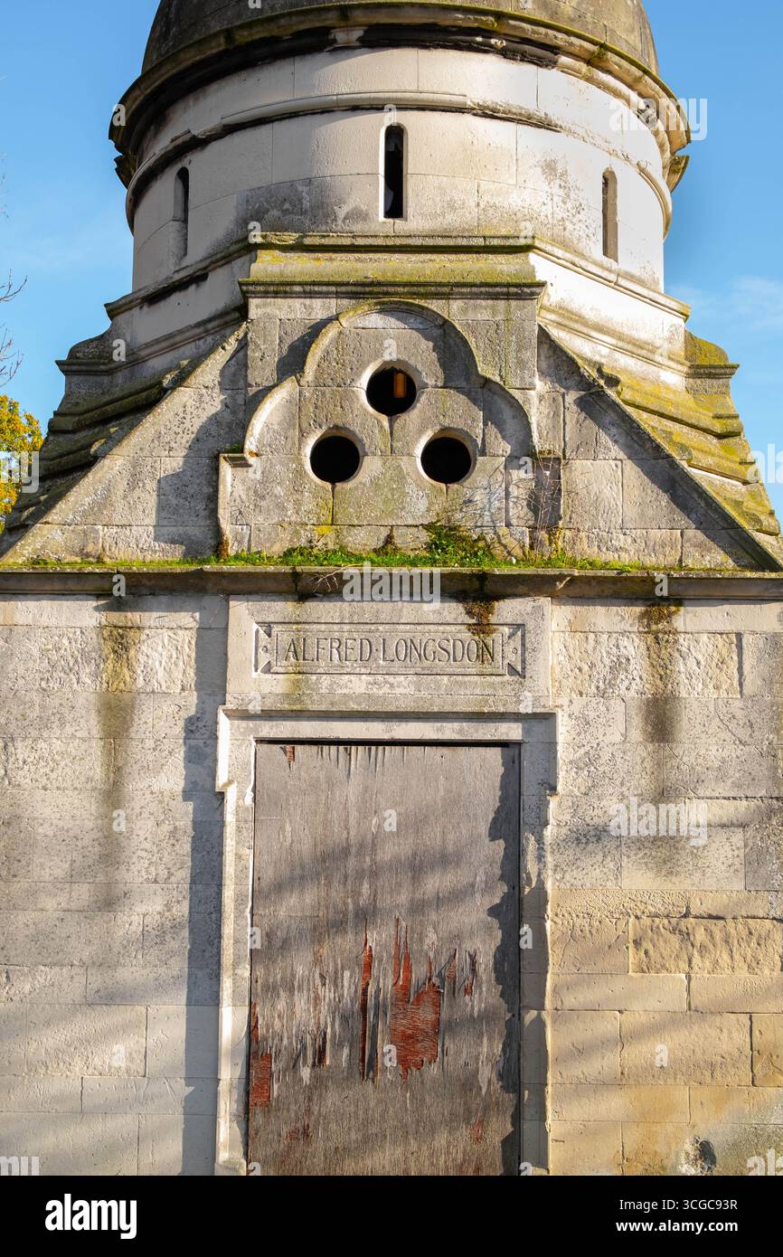 tombes dans le cimetière ouest de norwood Banque D'Images