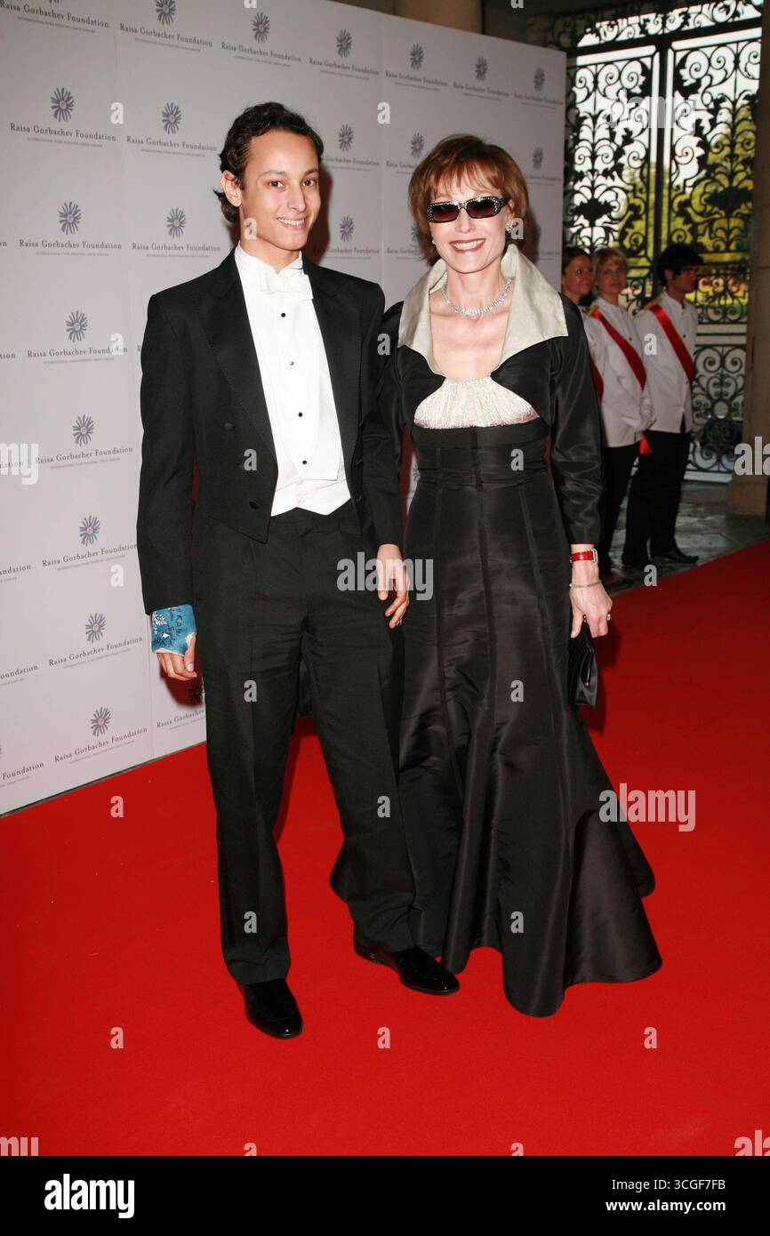 Victoria Getty au deuxième dîner de gala annuel de la Fondation Raisa Gorbatchev tenu au palais de Hampton court à Richmond upon Thames, le 2 juin 2007 Banque D'Images