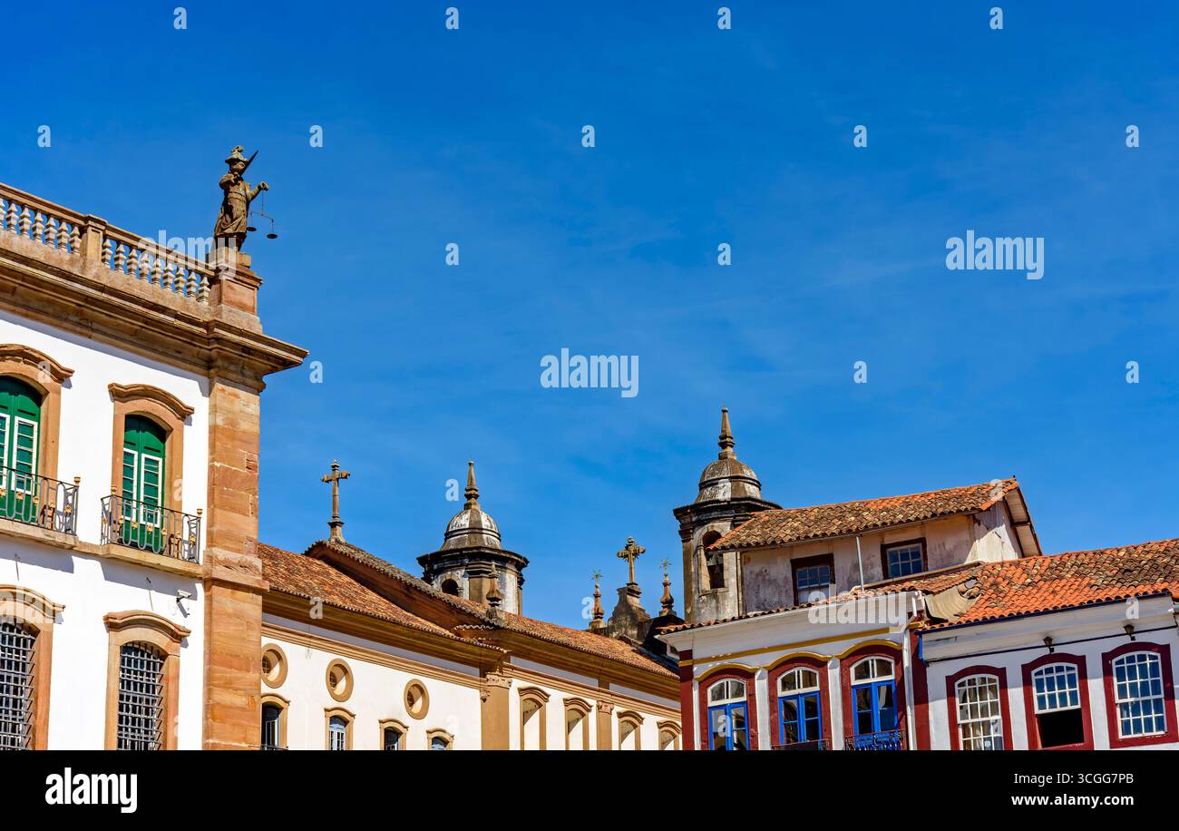 Églises et bâtiments baroques dans le centre historique d'Ouro Preto Banque D'Images