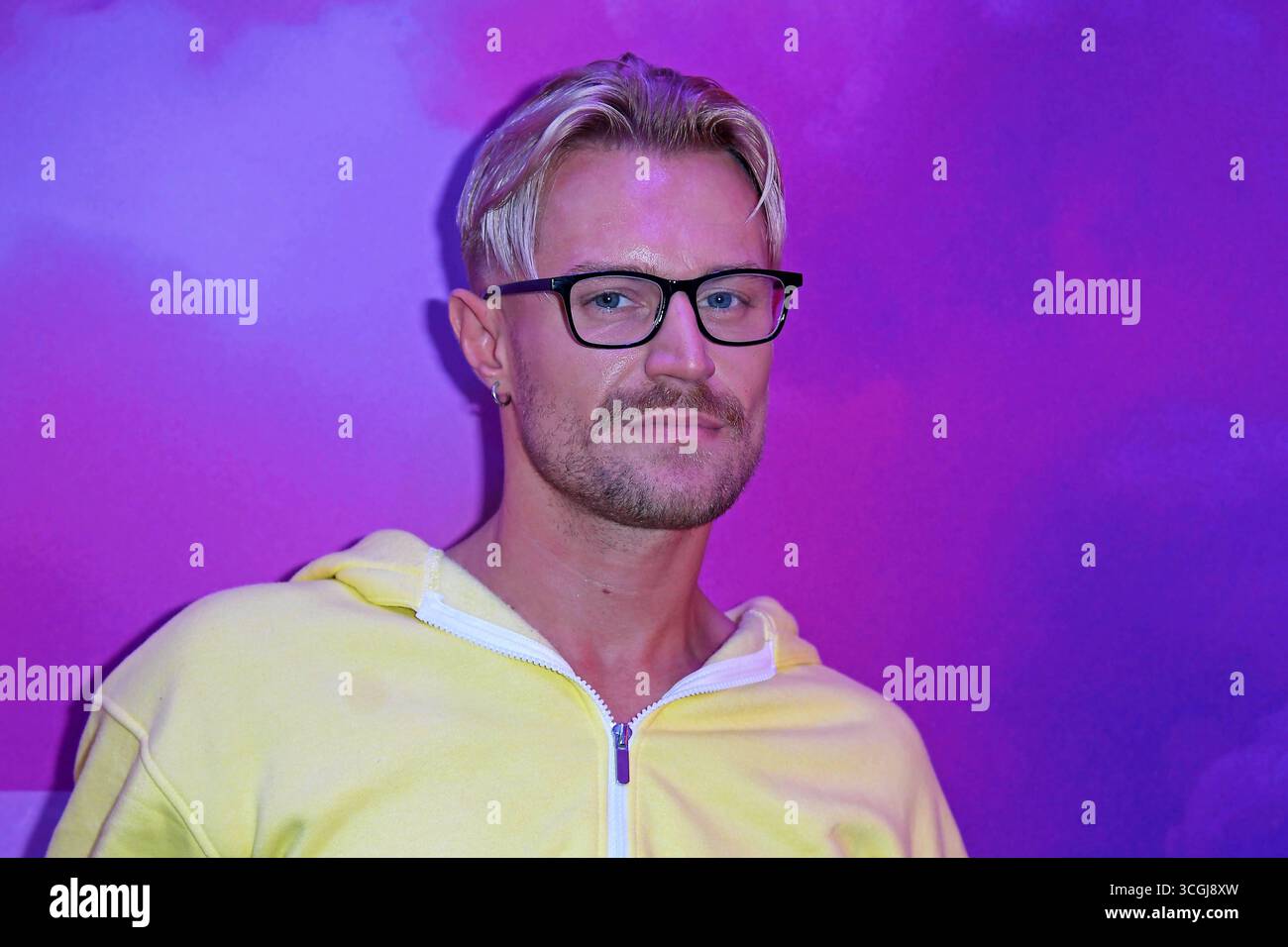 Aaron Königs beim Premieren-Event von THE POWER by Joyn auf dem Alice Rooftop & Garden à Berlin AM 28.08.2025 *** Aaron Königs à la première manifestation de THE POWER by Joyn au Alice Rooftop Garden à Berlin le 28 08 2025 Banque D'Images