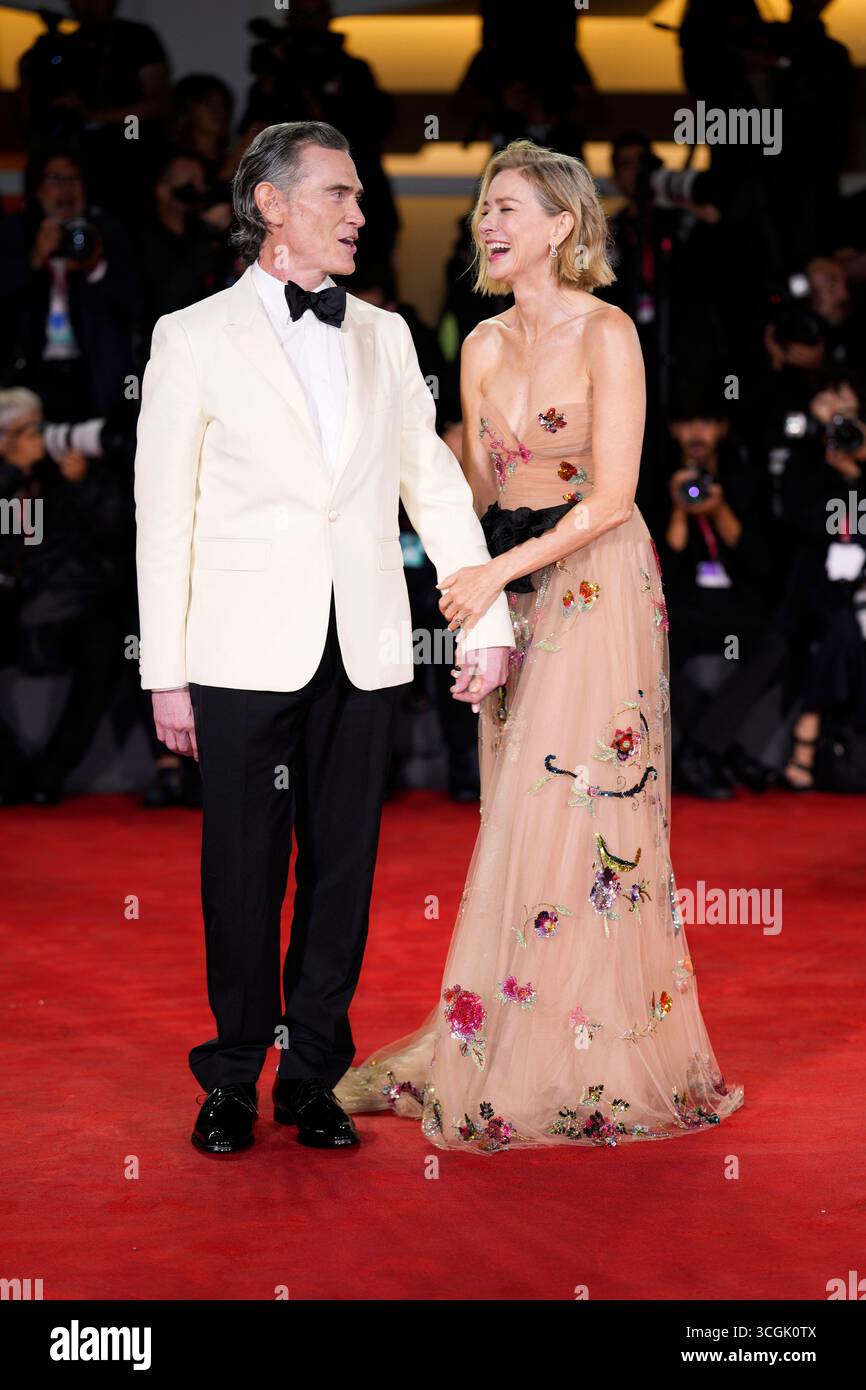 Venise, Italie. 28 août 2025. Billy Crudup et Naomi Watts sur le tapis rouge ''Jay Kelly'' lors du 82ème Festival International du film de Venise le 28 août 2025 à Venise, Italie. (Photo de Daniele Cifala/NurPhoto) crédit : NurPhoto SRL/Alamy Live News Banque D'Images